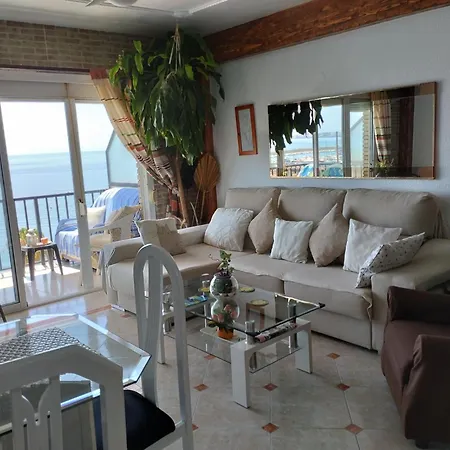 Playa Carina فوينخيرولا
