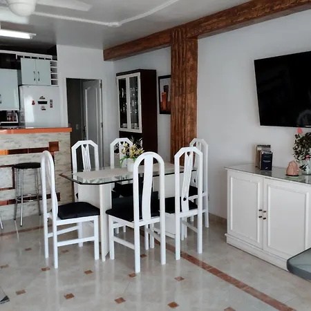 شقة Playa Carina فوينخيرولا